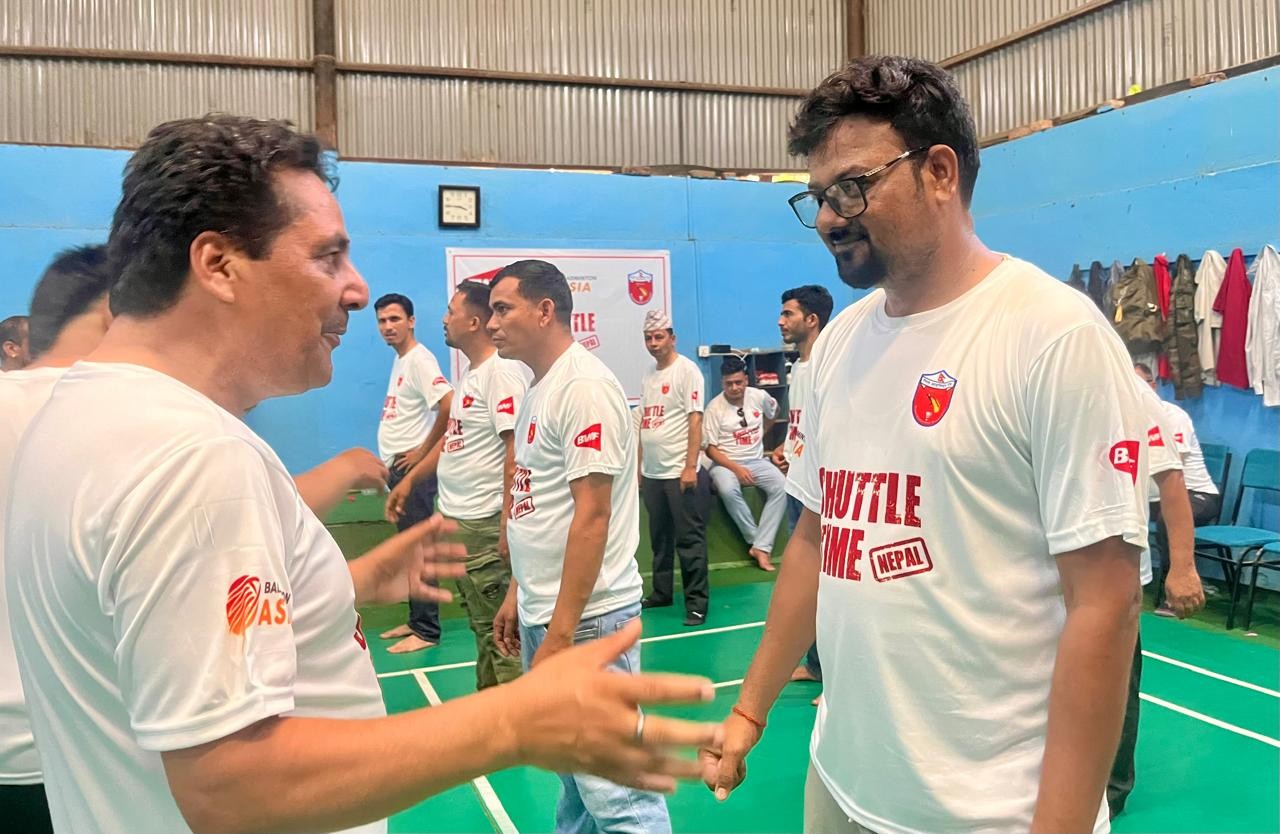 प्रतिभावान् खेलाडी उत्पादनको लक्ष्यका साथ दाङका विद्यालयमा ब्याडमिन्टन सम्बन्धी 'शटल टाइम' आयोजना