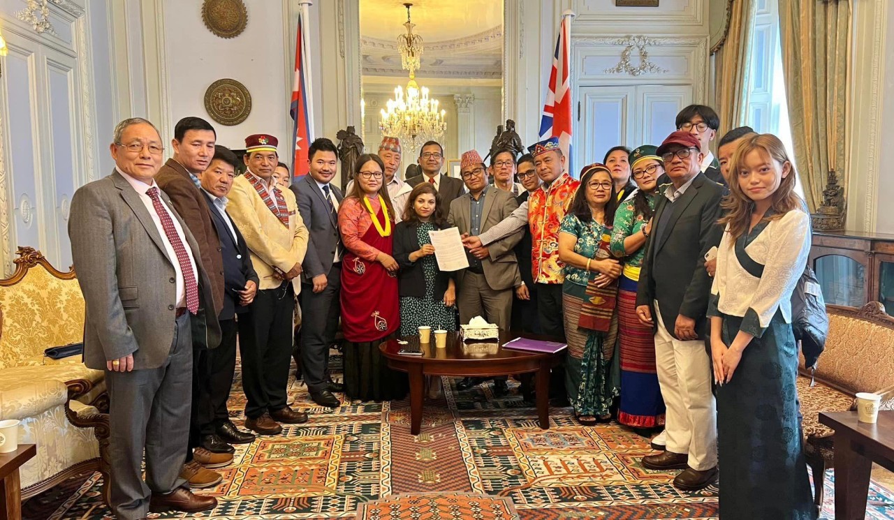 बेलायतवासी तामाङ र मगरद्वारा अधिवक्ता पाण्डेलाई कारबाही गर्न माग