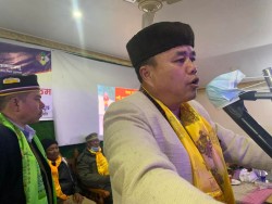 ४  प्रतिद्वन्द्वीलाई पछि पार्दै  घेदुङको अध्यक्षमा रामकृष्ण ब्लोन भारी मतका साथ निर्वाचित