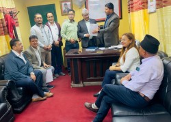 निजामति ट्रेड युनियनहरुको मागप्रति स्वास्थ्यकर्मी ट्रेड युनियनहरुको कडा आपत्ति