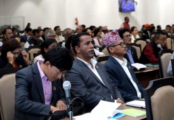 प्रतिनिधिसभा बैठक : प्रतिपक्षीदलले उठान गरेका विषय पूरा गर्न माग
