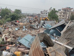 उपत्यकाको नदी किनाराका बस्ती खाली गराउने कार्य जारी, थापाथलीका ६८ परिवार सरकारको सम्पर्कमा