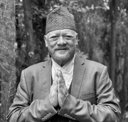 प्रधानमन्त्री कार्कीद्वारा अभिनेता थापाको निधनमा शोक व्यक्त