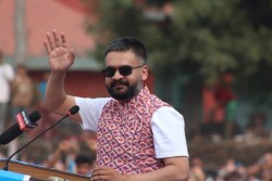 नवनियुक्त प्रधानमन्त्री शाहको जीवनी