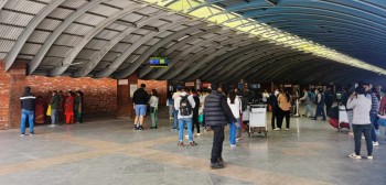 विमानस्थलबाट विदेशी मुद्रासहित स्वीडिस नागरिक पक्राउ