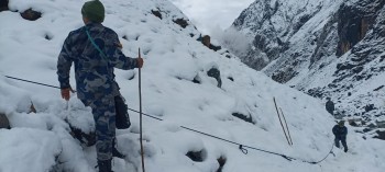 सगरमाथा क्षेत्रमा तीन दिनदेखि उडान ठप्प, लुक्ला र नाम्चेमा होटलमा पर्यटक खचाखच